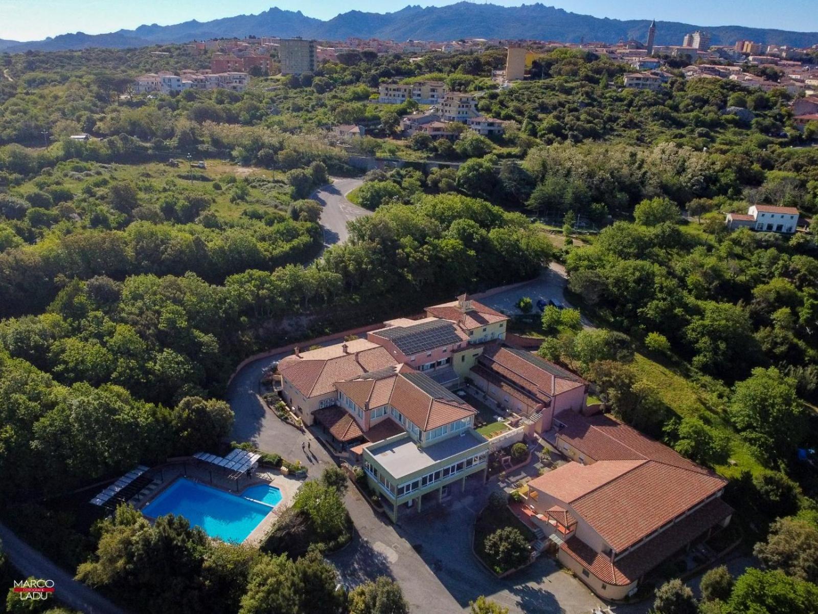 Pausania Inn Tempio Pausania Zewnętrze zdjęcie