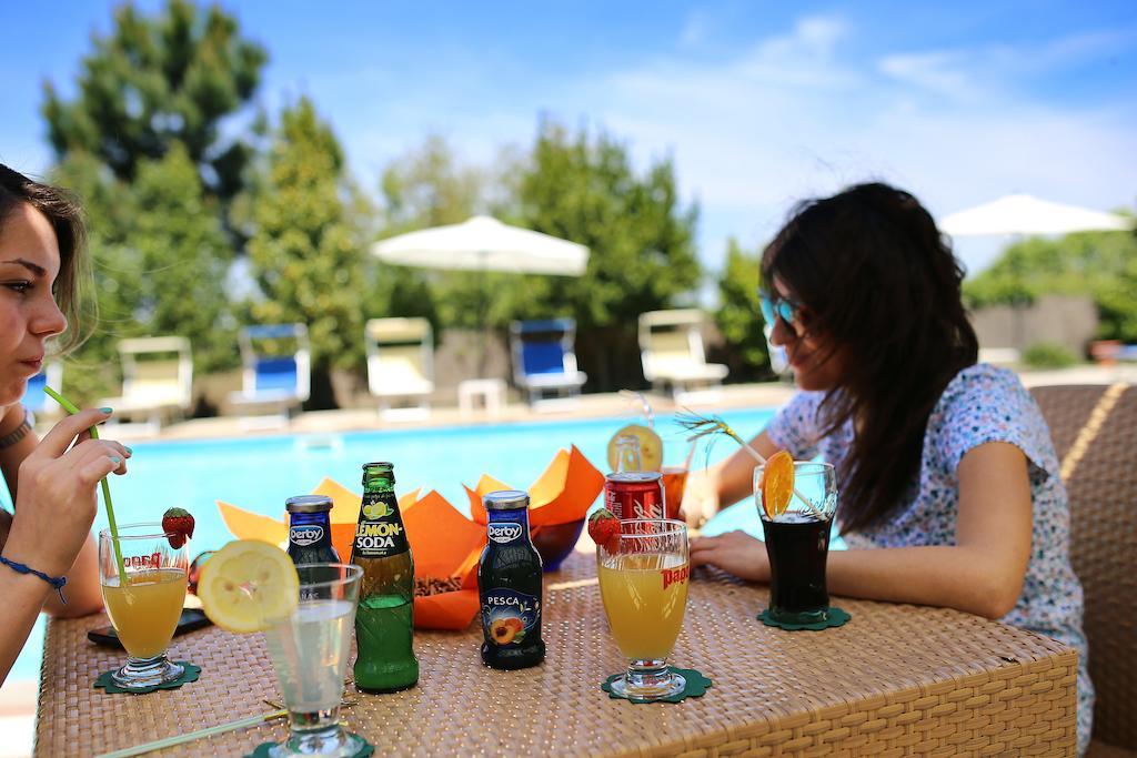 Pausania Inn Tempio Pausania Zewnętrze zdjęcie